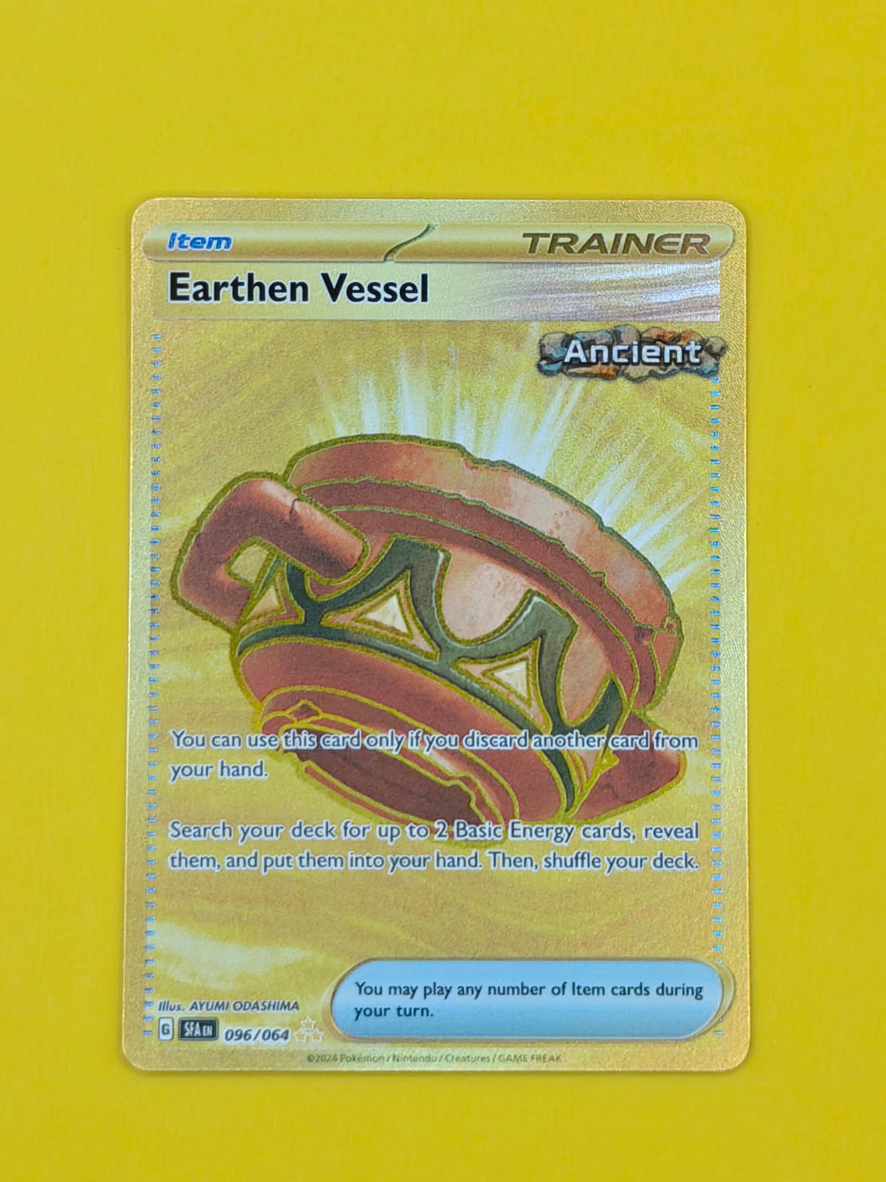 Earthen Vessel Gold - Shrouded Fable