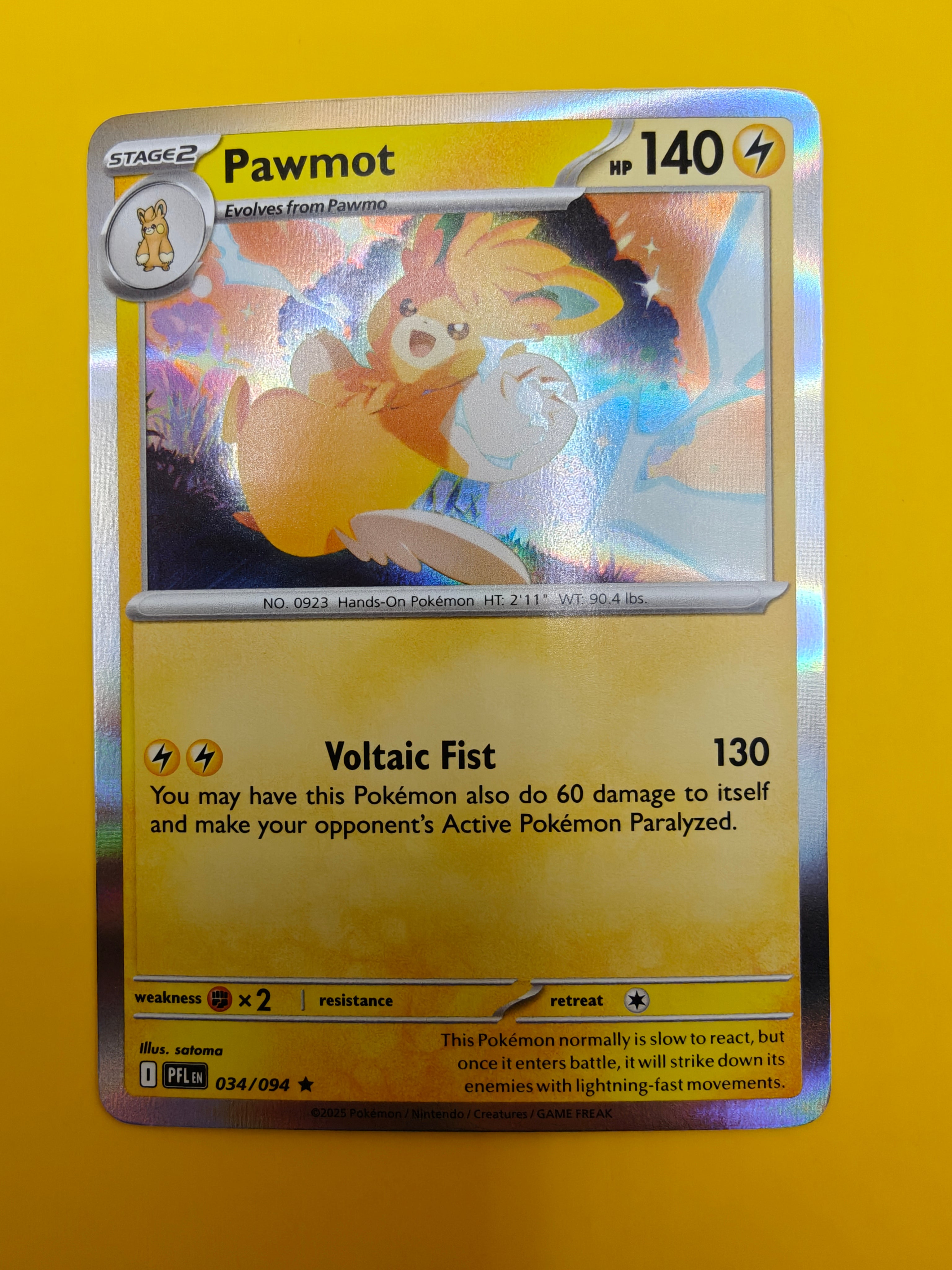 Pawmot Holo - Phantasmal Flames