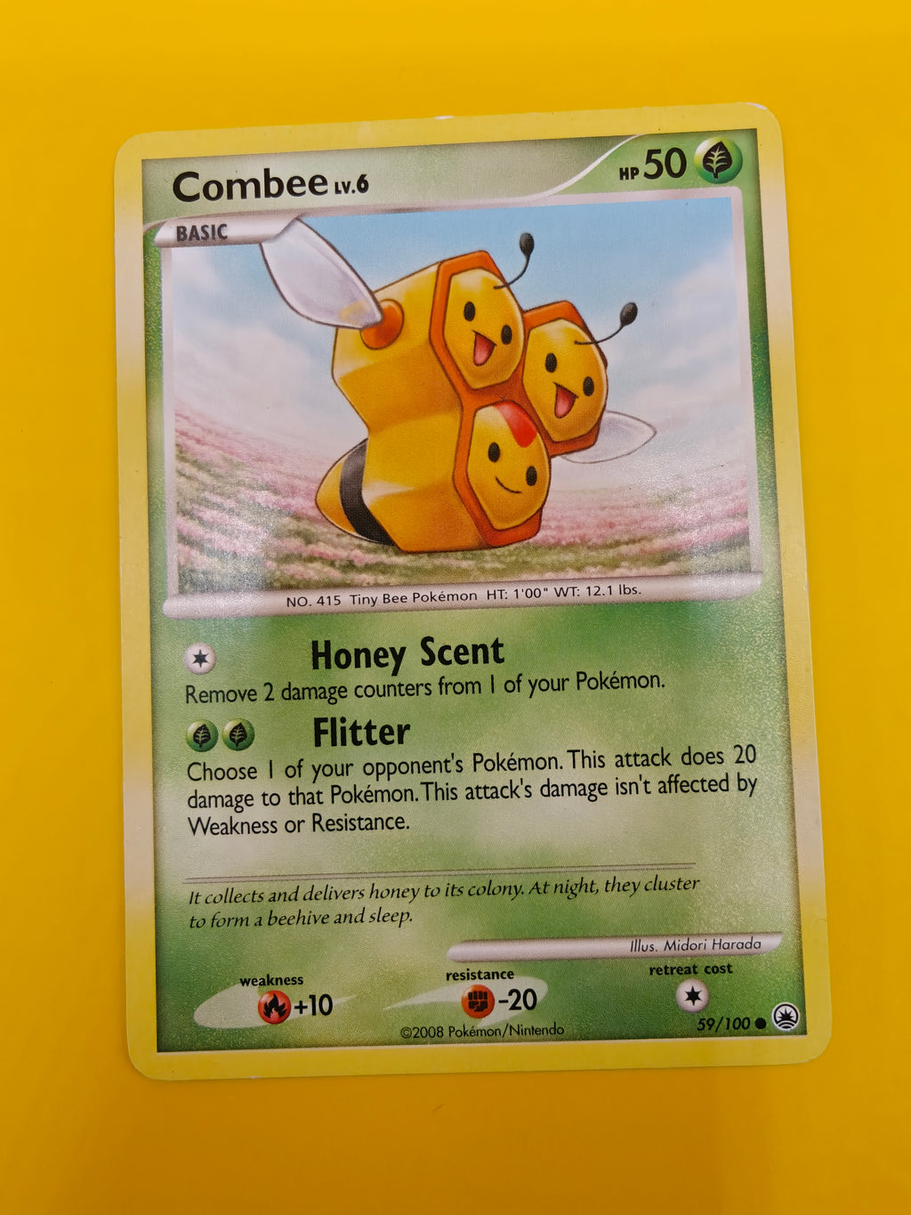 Combee Lv.6 - Majestic Dawn
