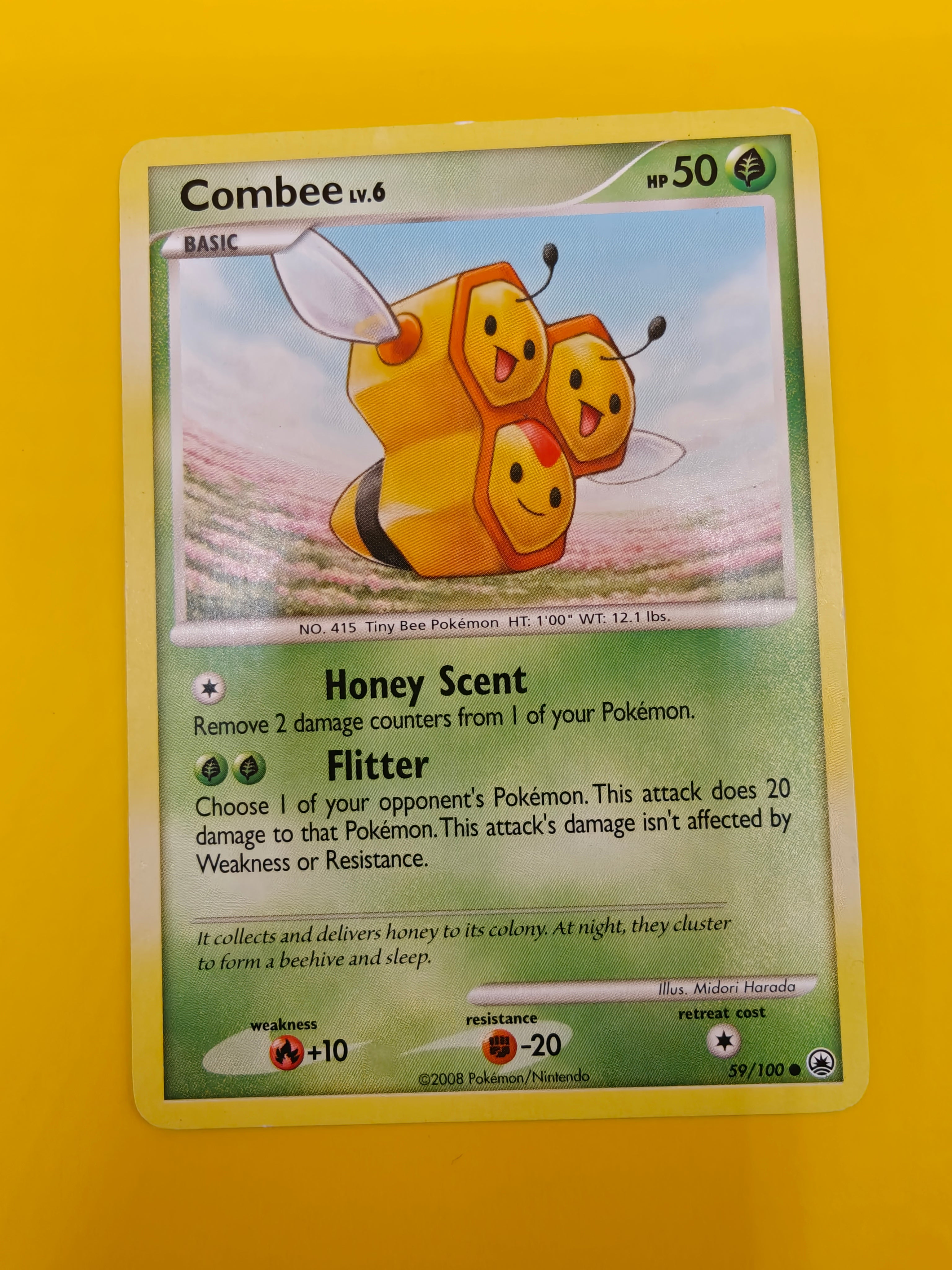 Combee Lv.6 - Majestic Dawn