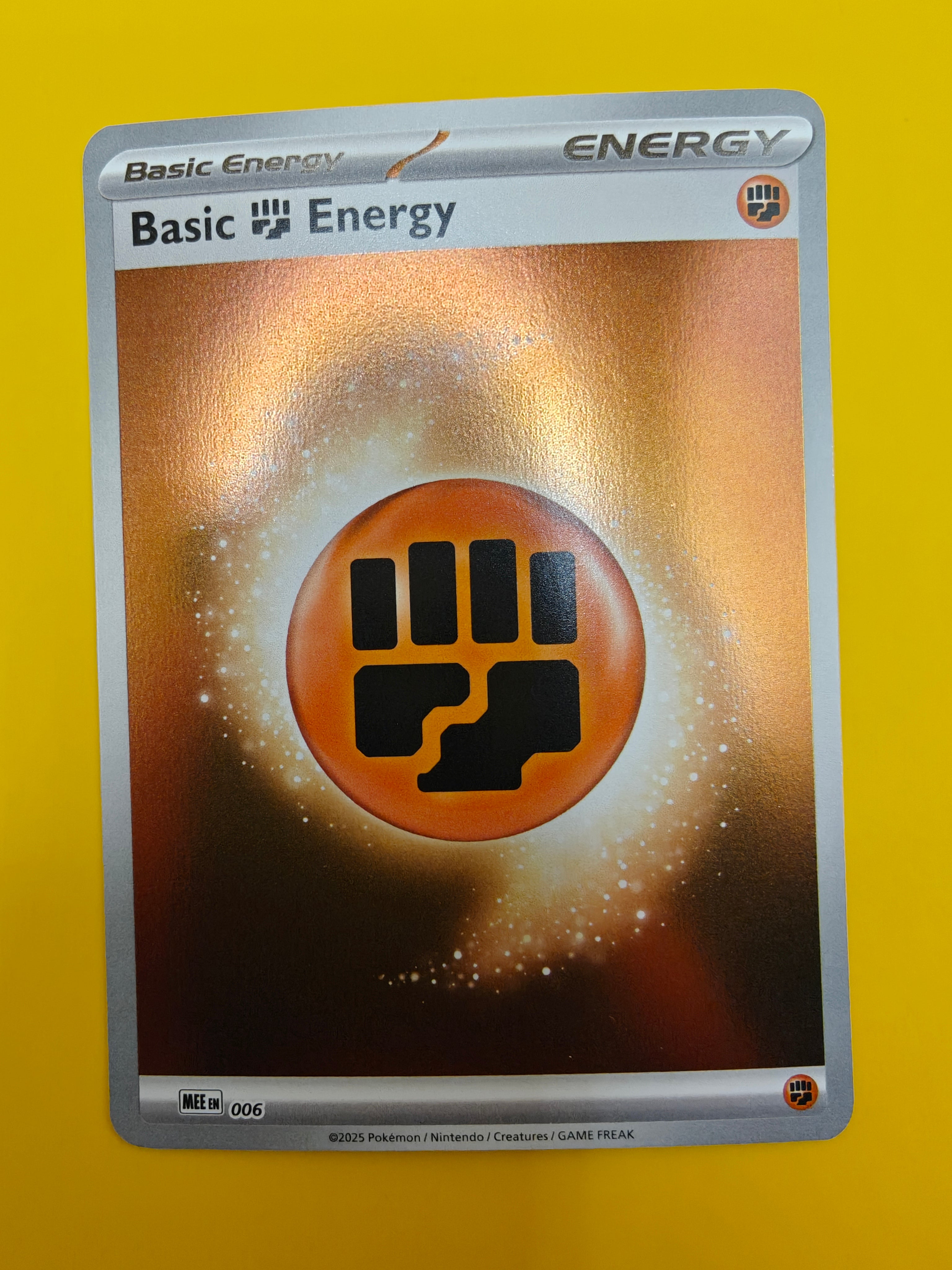 Fighting Energy Reverse Holo - Mega Evolution